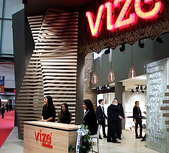 cevat aksoy tasarım-vize mobilya-fuar stand tasarım-masko-001